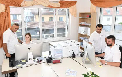 ZH-Umzug-Klaviertransport-Mitarbeiter