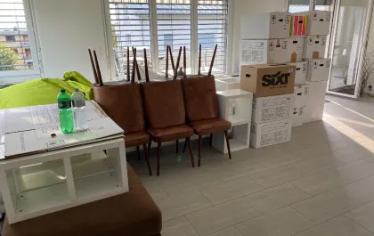 ZH-Umzug-Möbeltransport-Stühle