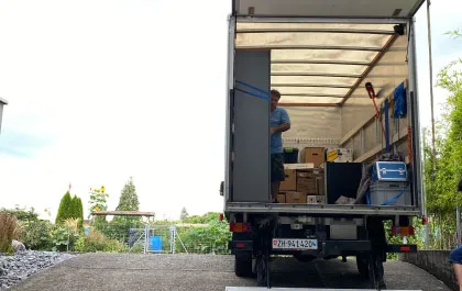 ZH-Umzug-Räumung-Lieferwagen