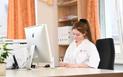 ZH-Umzug-Umzug-in-Ihrer-nähe-Mitarbeiterin