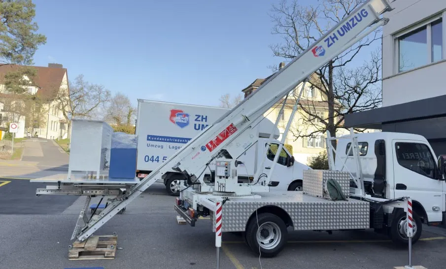 ZH-Umzug-Möbeltransport-Lieferwagen